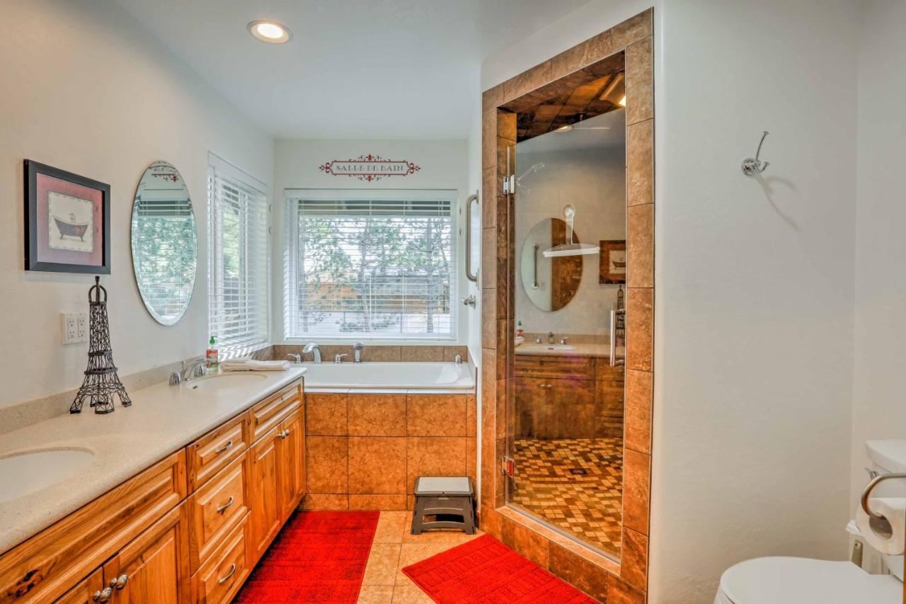 Lakeside Home With Game Room, Yard, Deck And Fireplace Pinetop-Lakeside Exterior foto